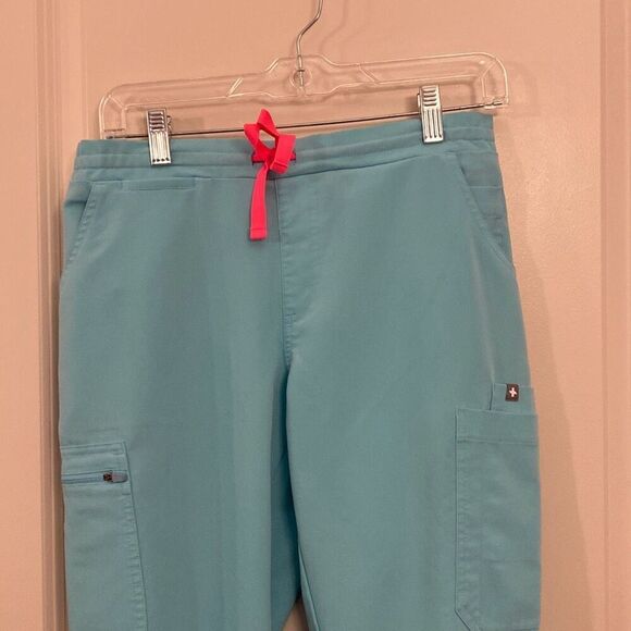 Figs scrubs Yola skinny pants  woman’s size small  S/P￼ - Picture 3 of 8